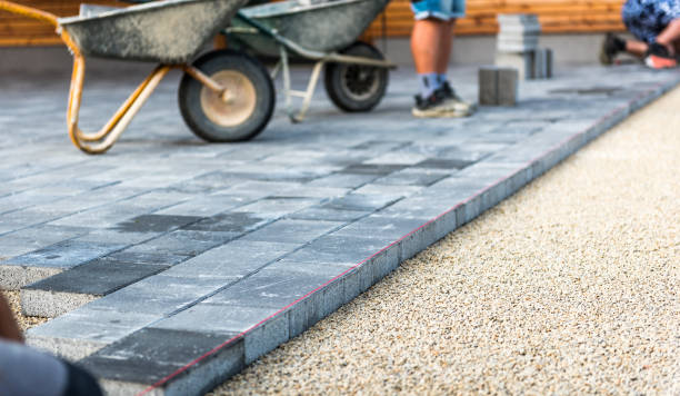 Best Concrete Pool Decks in Holland, TX